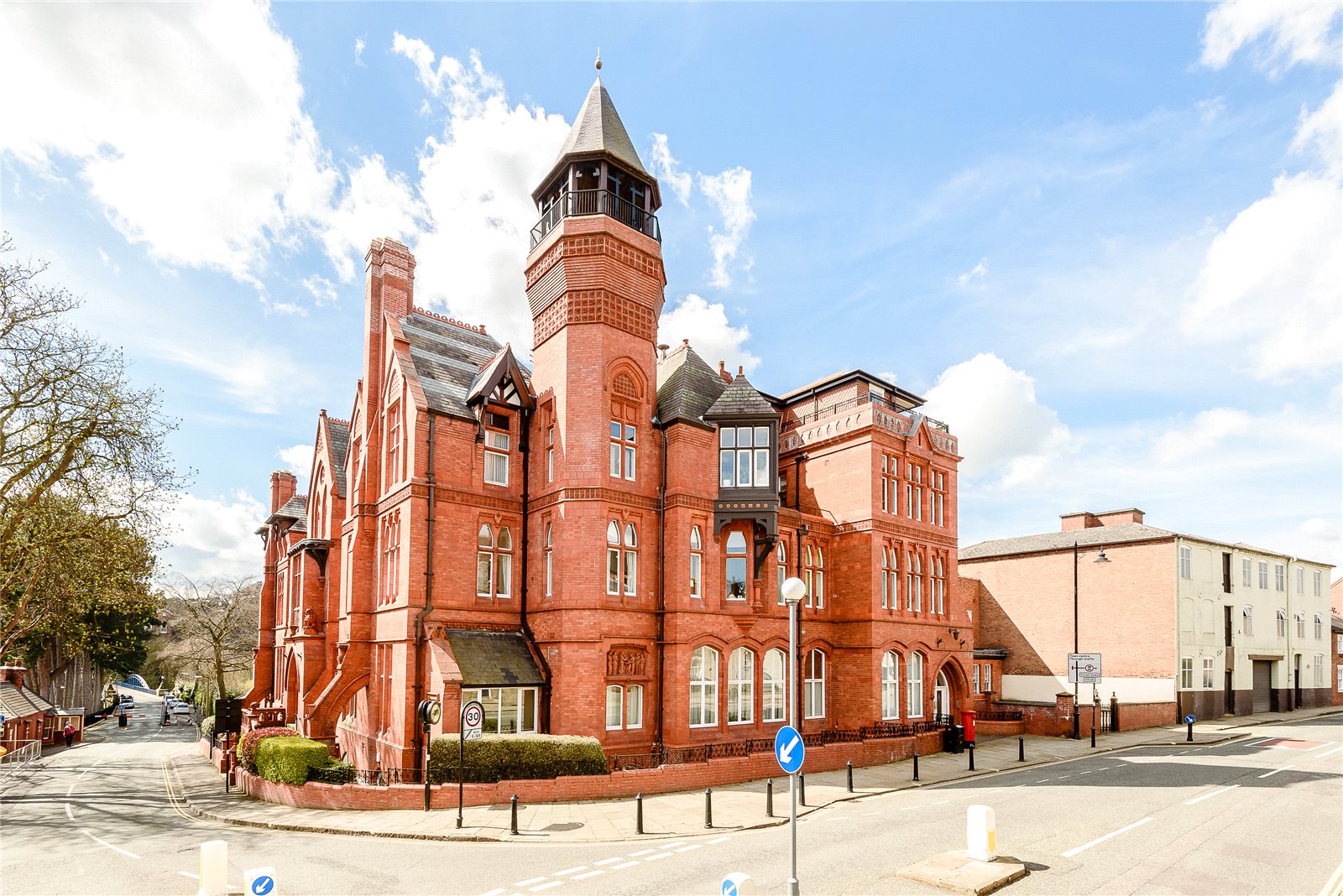 Kingsland Bridge Mansions Strutt & Parker