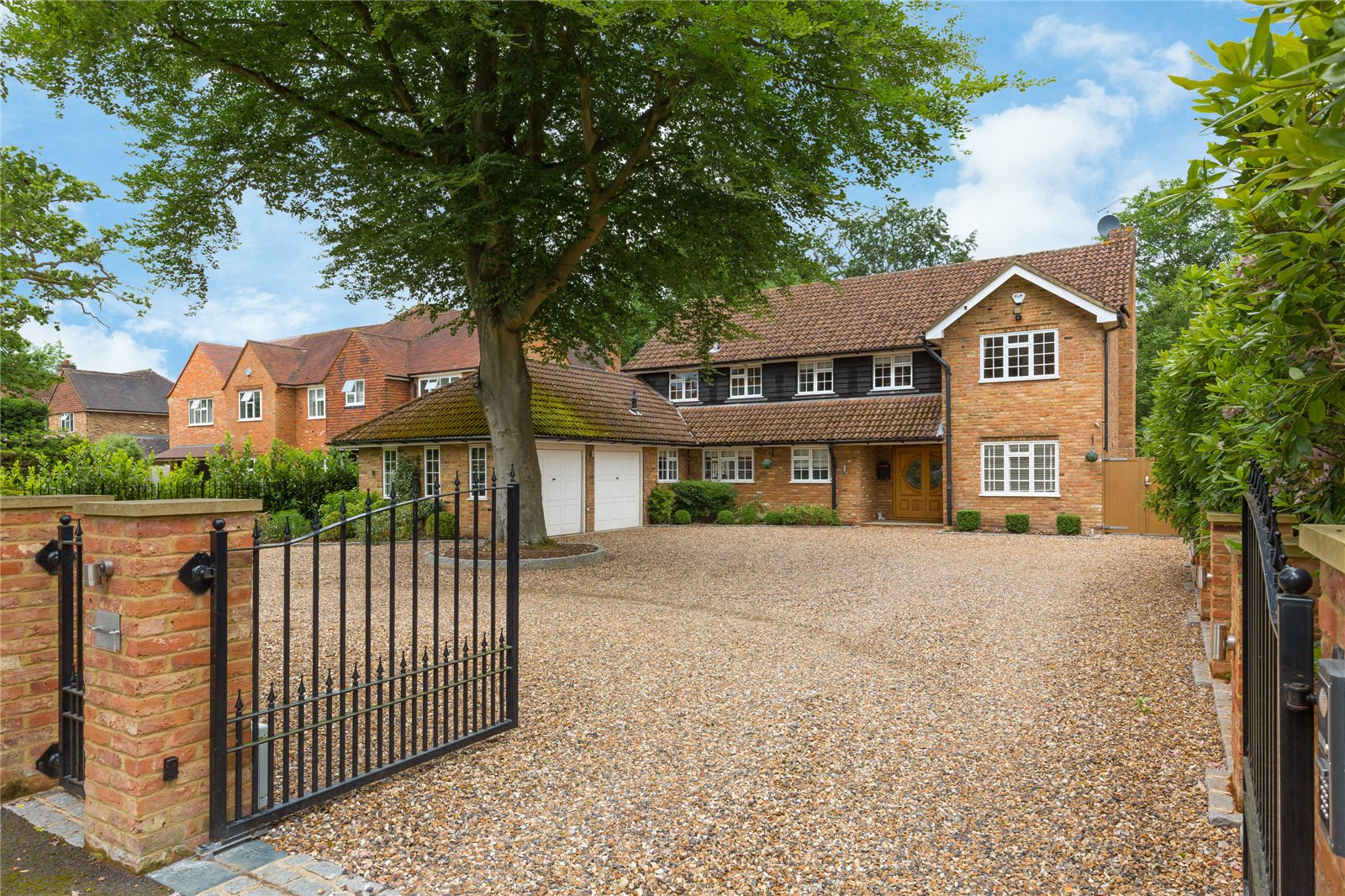 Strutt & Parker Dukes Wood Drive